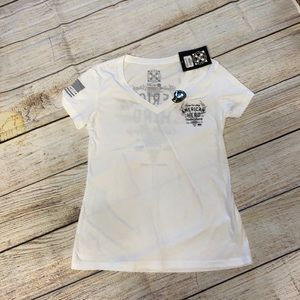 Howitzer V-neck tee